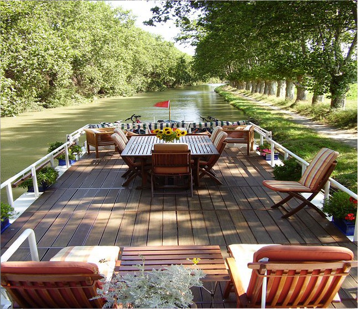 hotel barge canal du midi cruise and villa rental 2-centre